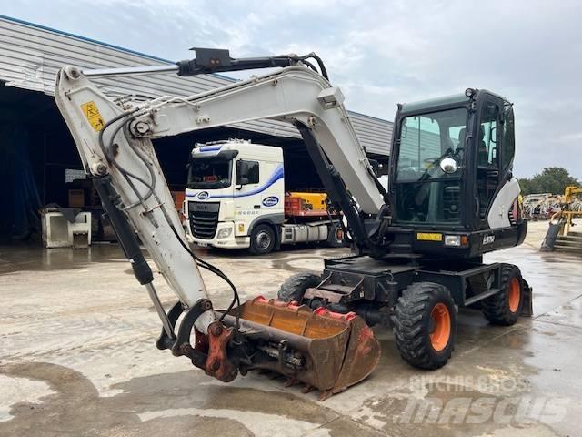 Bobcat E 57 W Bagri na kolesih