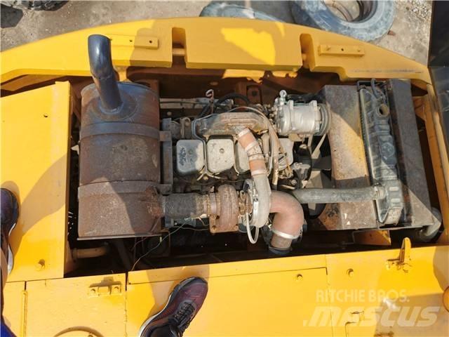 Hyundai R130WD Bagri na kolesih