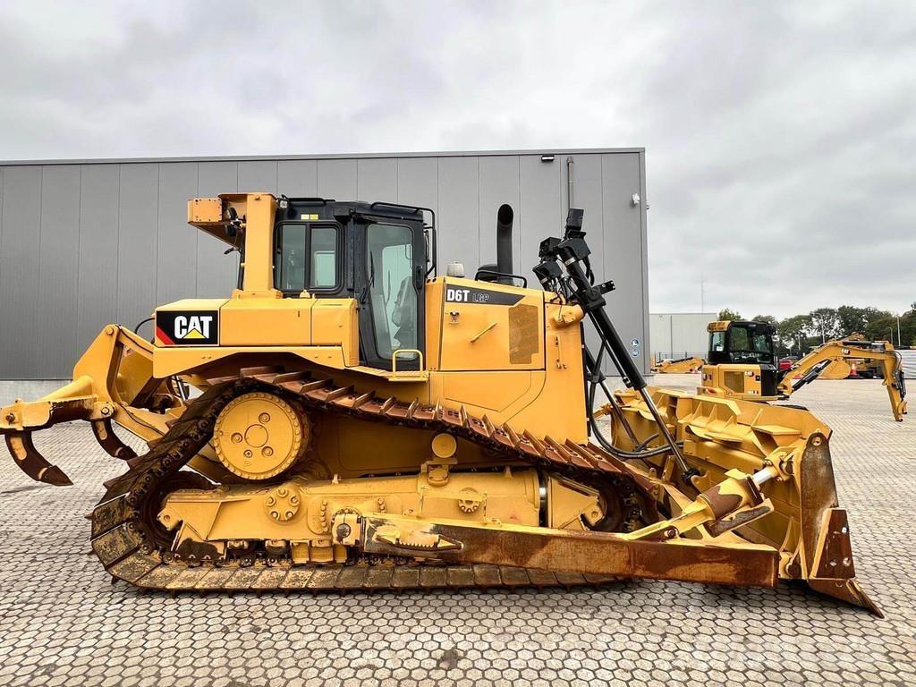CAT D6T LGP Buldožerji goseničarji