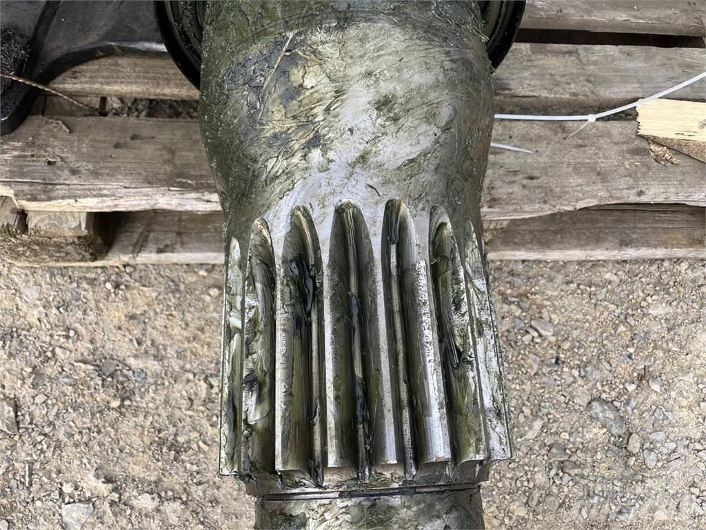 John Deere CH6 Dvigala za gozdne kombajne