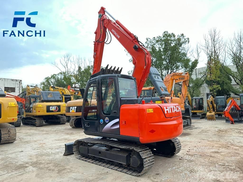 Hitachi zx70 Mini bagri <7t