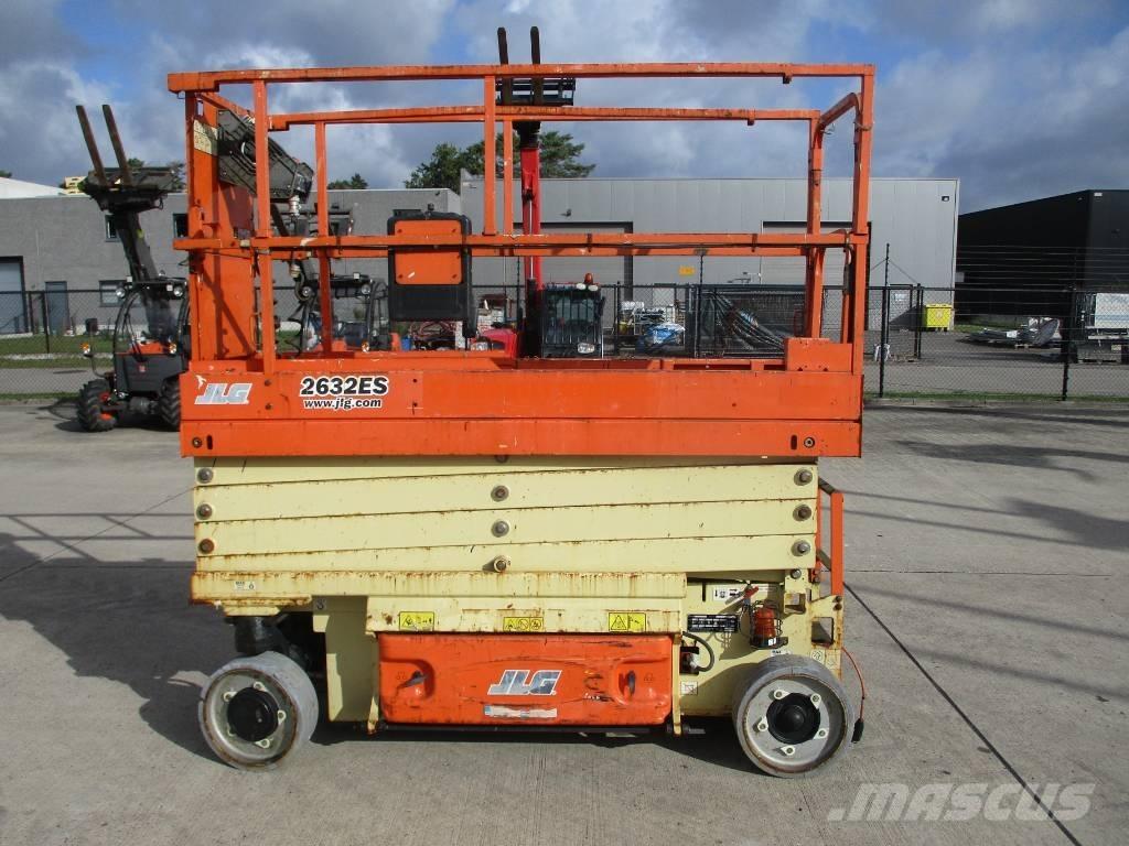 JLG 2632 ES  (081) Škarjaste dvižne ploščadi