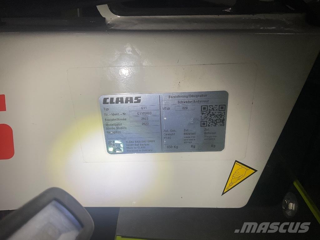 CLAAS Liner 420 Obračalniki in zgrabljalniki