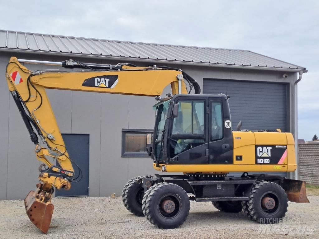 CAT M 316 D Bagri na kolesih