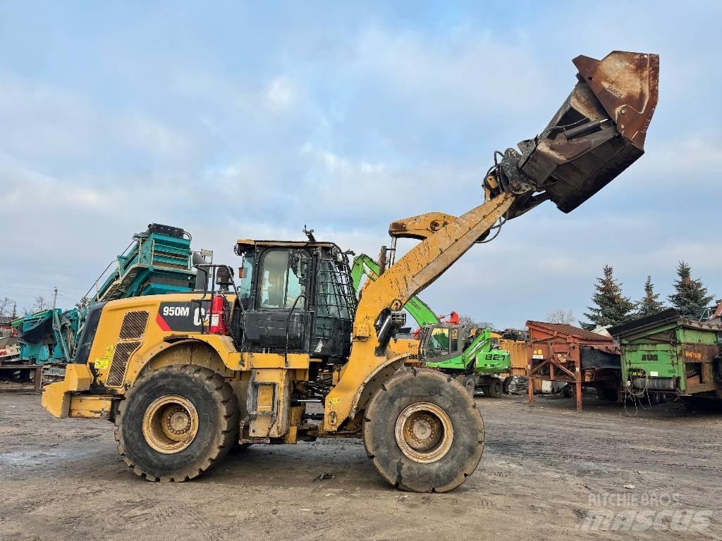CAT 950M HighLift Kolesni nakladalci