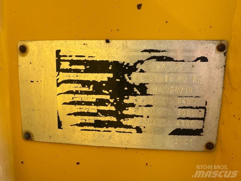 Komatsu WA 75 Kolesni nakladalci