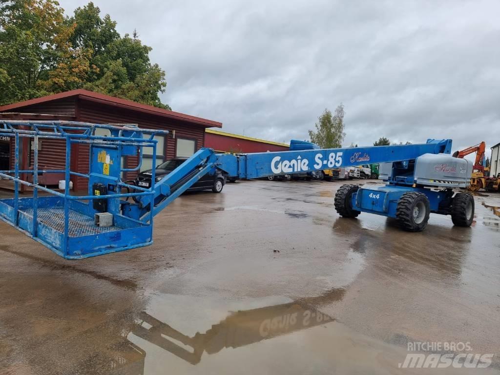 Genie S 85 4WD Teleskopske dvižne ploščadi