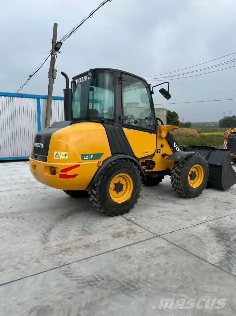 Volvo L 20 F Kolesni nakladalci