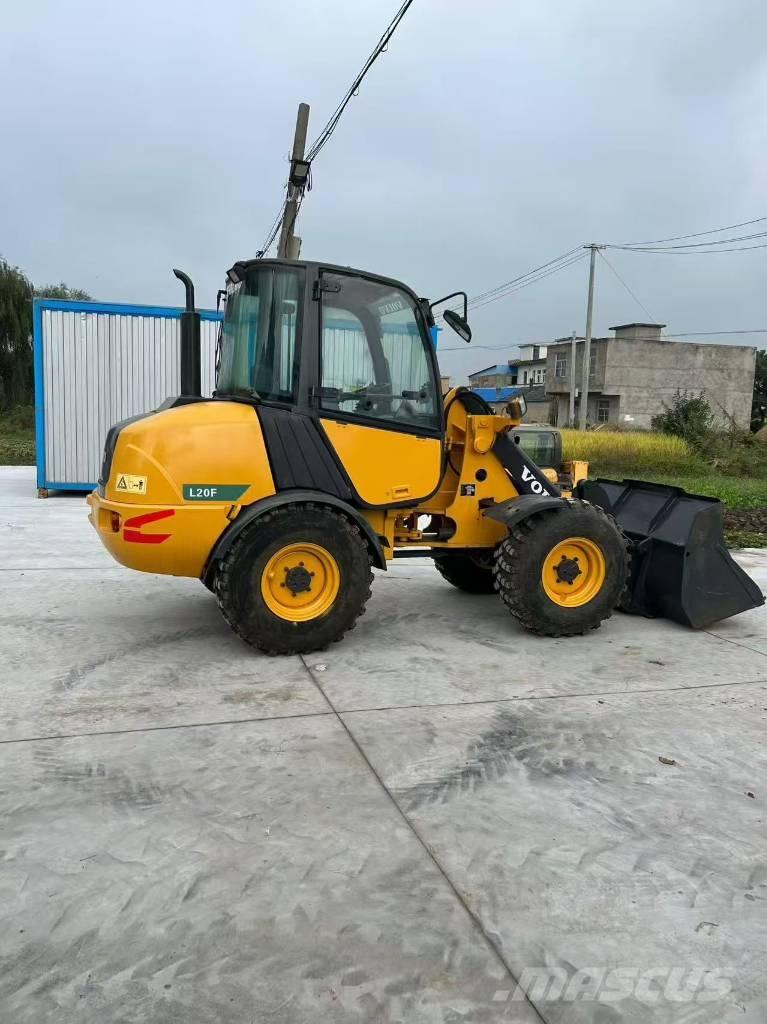 Volvo L 20 F Kolesni nakladalci