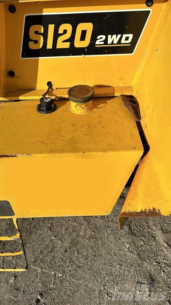 JCB S120 Terenski viličar