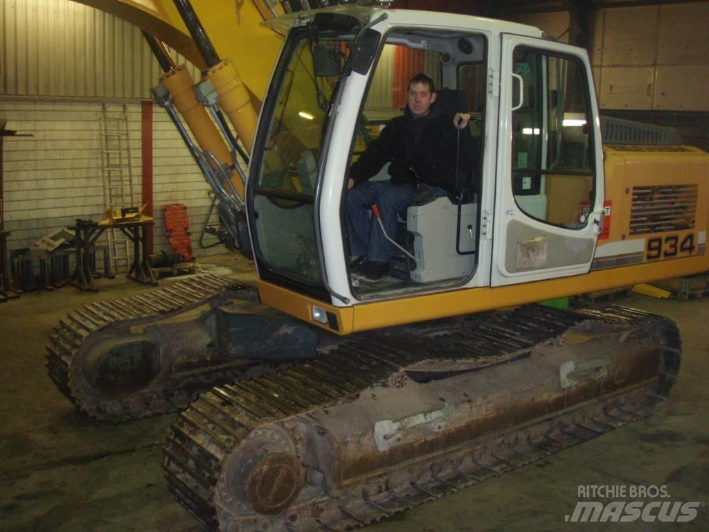 Liebherr 934 Bagri goseničarji