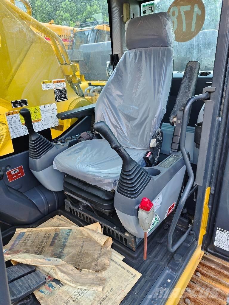 Komatsu PC 400 LC-8 Bagri goseničarji
