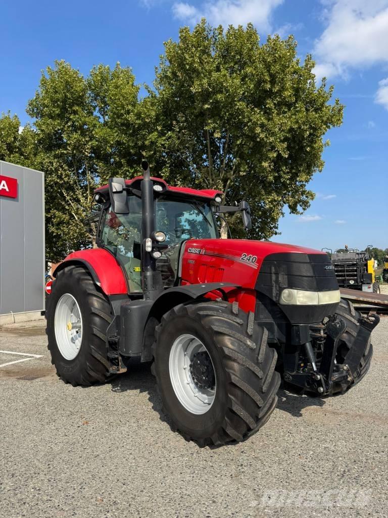 Case IH Puma 240 CVX Traktorji
