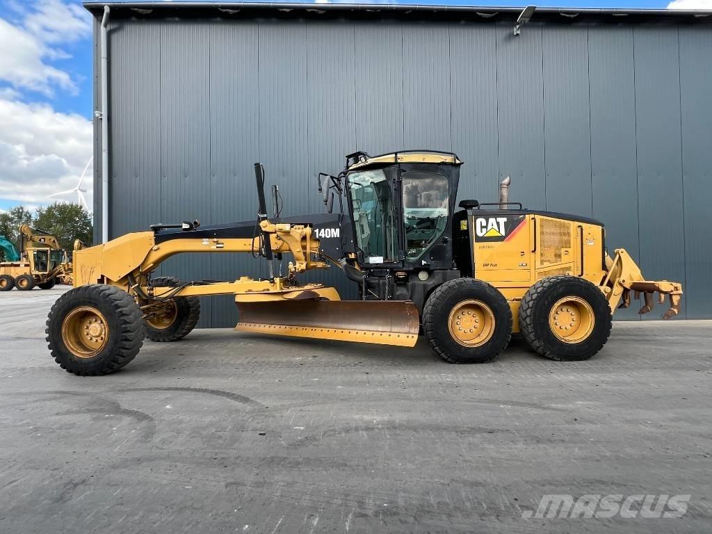 CAT 140M Grederji