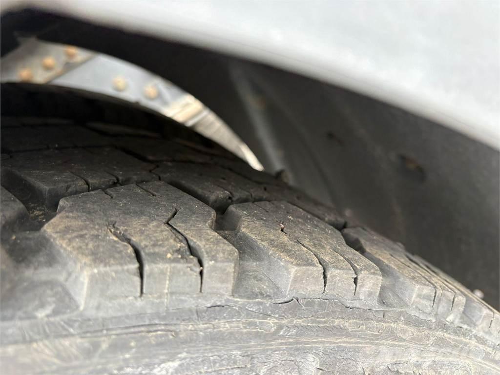 Scania R 12 L Tovornjaki-šasije