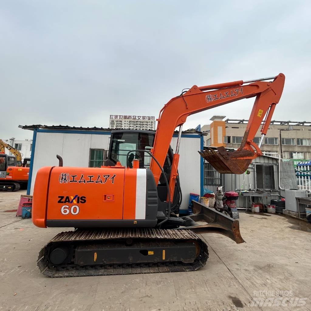 Hitachi ZX 60 Bagri goseničarji