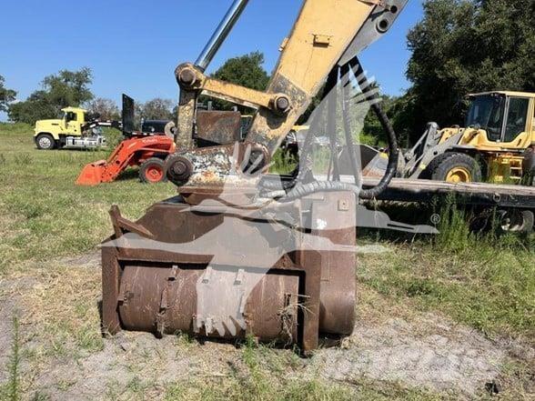 CAT 321D LCR Gozdarski mulčerji