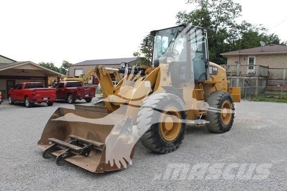 CAT 914M Kolesni nakladalci