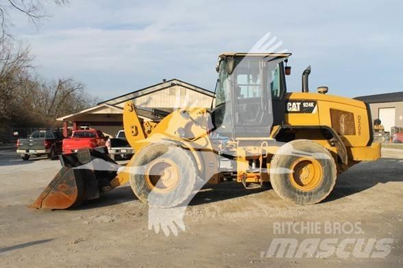 CAT 924K Kolesni nakladalci