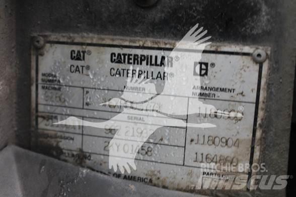 CAT 928G Kolesni nakladalci