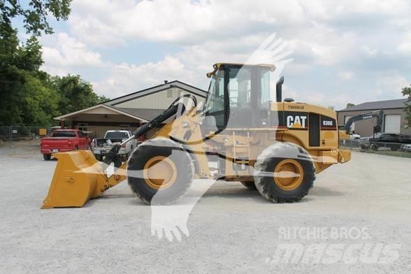 CAT 930G Kolesni nakladalci