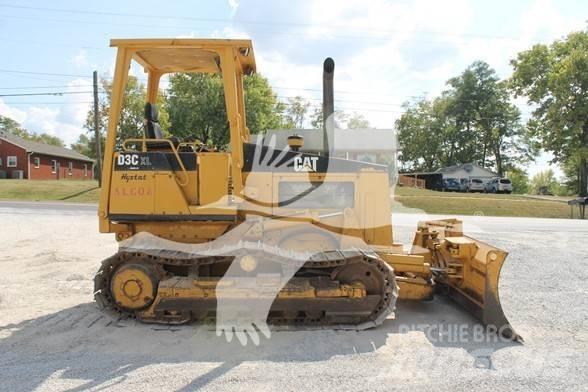 CAT D3C XL Buldožerji goseničarji