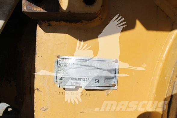 CAT D5M LGP Buldožerji goseničarji