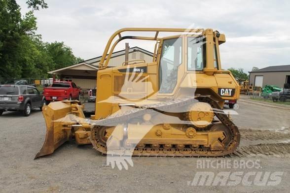 CAT D6N XL Buldožerji goseničarji