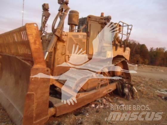 CAT D6T Buldožerji goseničarji