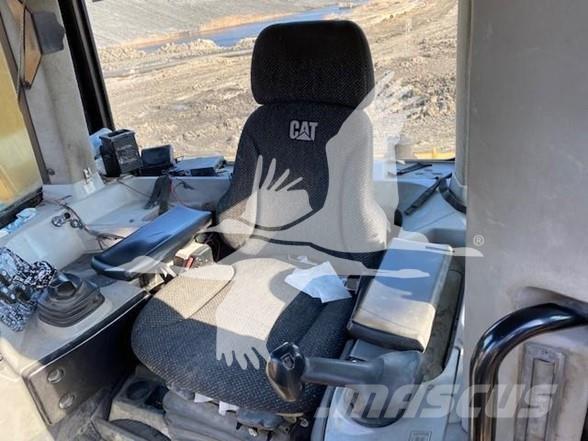 CAT D9T Crawler dozers
