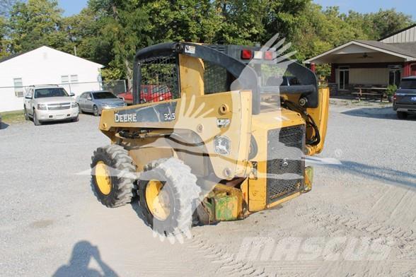 John Deere 325 Skid steer mini nakladalci