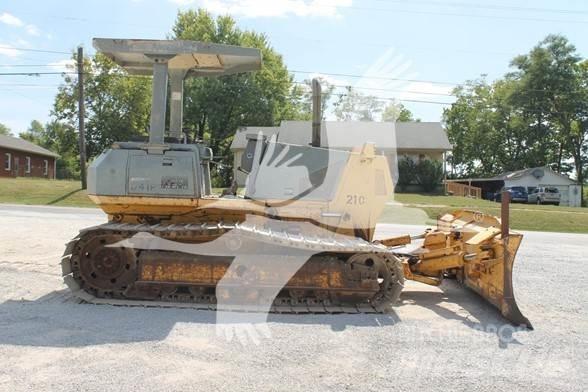 Komatsu D41P-6 Buldožerji goseničarji