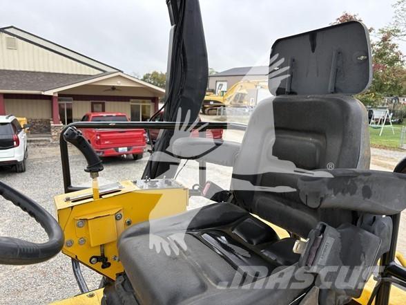 Sakai SW884 Enojni valjarji