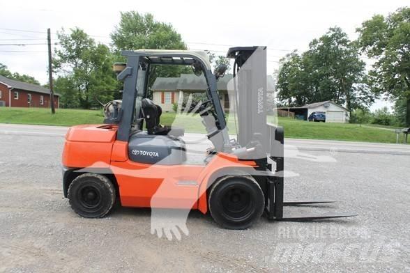 Toyota 7FGU35 Dizelski viličarji