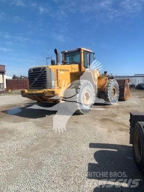 Volvo L220F Kolesni nakladalci