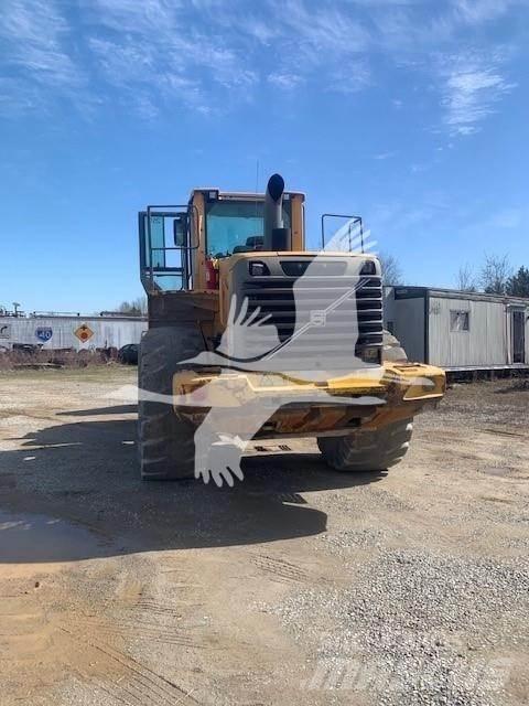 Volvo L220F Kolesni nakladalci