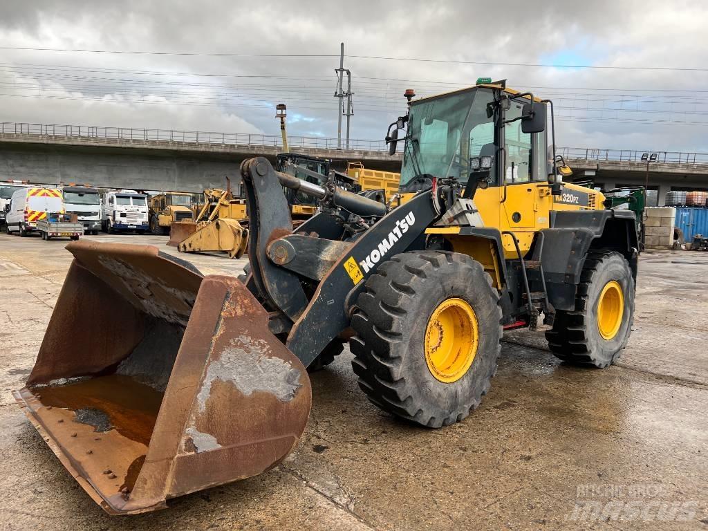Komatsu WA320PZ-6 Kolesni nakladalci