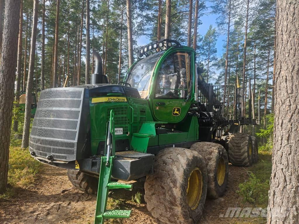 John Deere 1510G Forwarderji