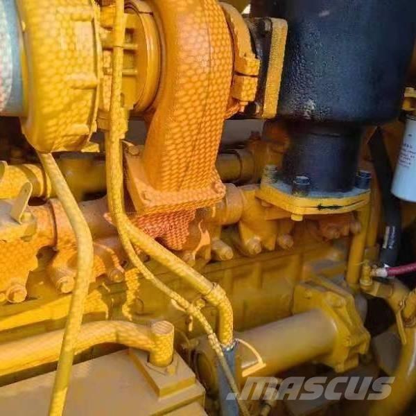 Shantui SD22 Buldožerji goseničarji