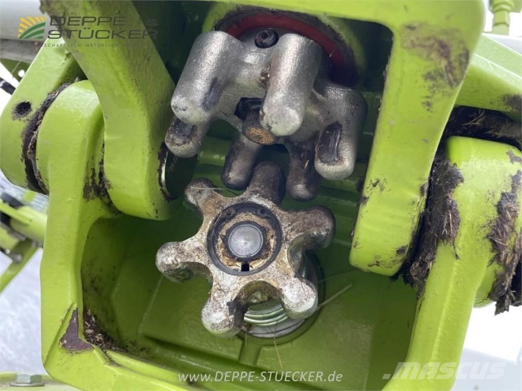CLAAS Volto 900 Obračalniki in zgrabljalniki