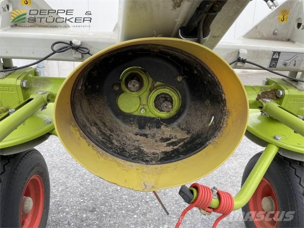 CLAAS Volto 900 Obračalniki in zgrabljalniki