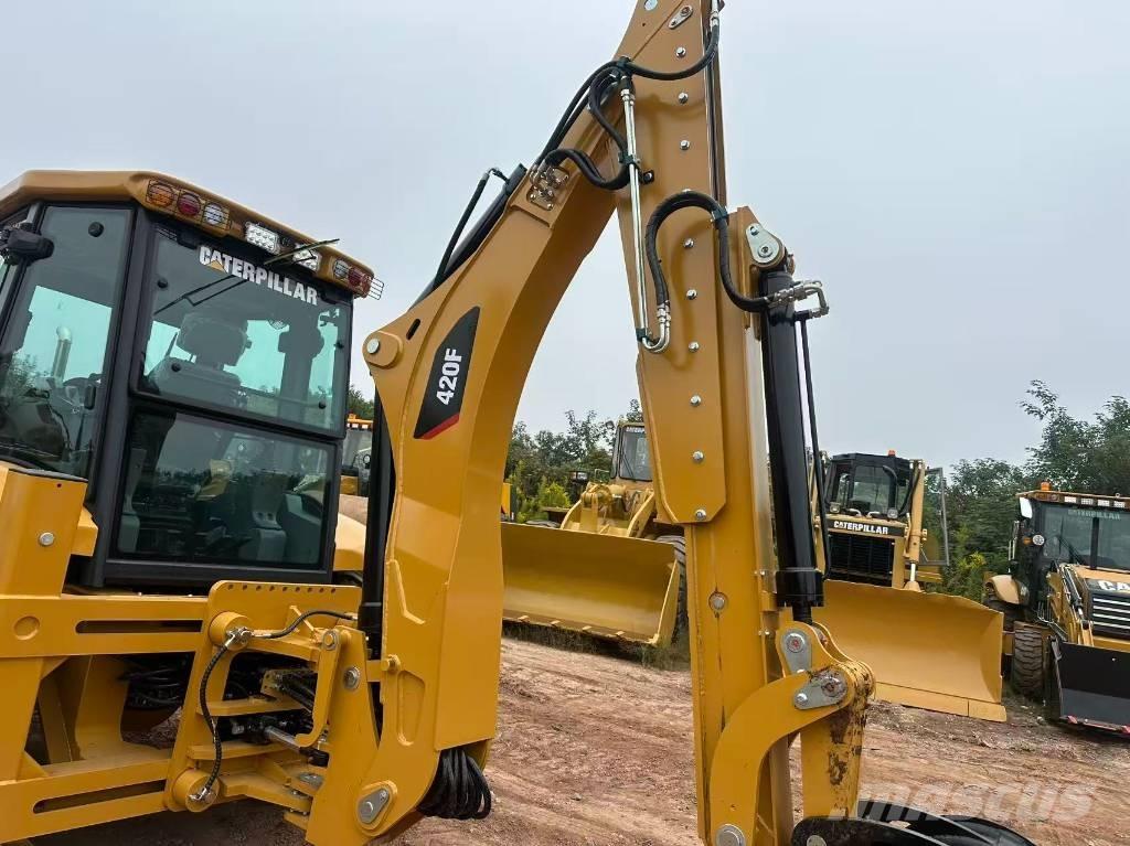 CAT 420 F2 Rovokopači