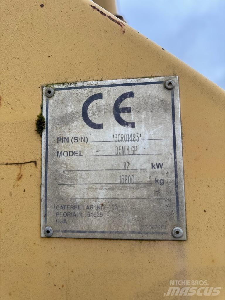 CAT D 5 M LGP Buldožerji goseničarji