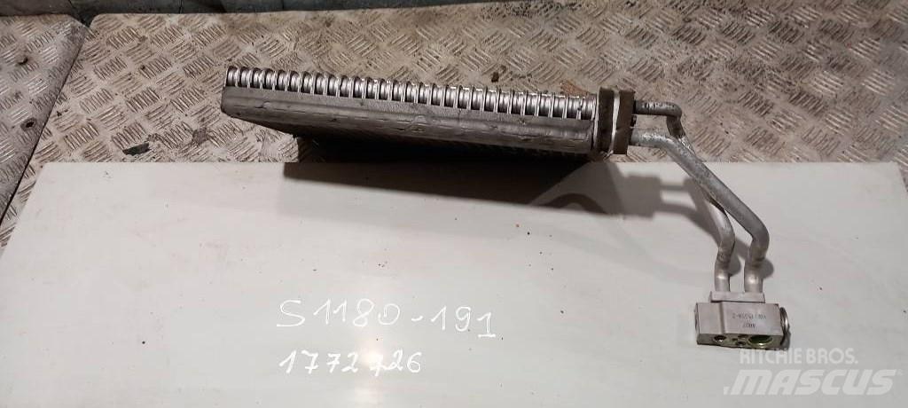 Scania R 440. 1772726 Radiatorji