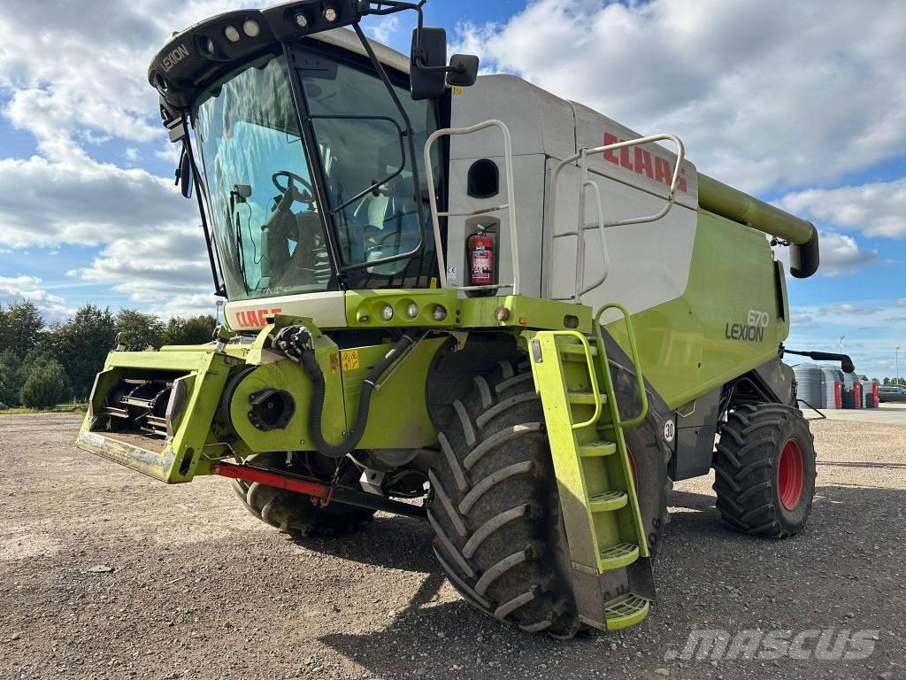 CLAAS Lexion 670 Kombajni