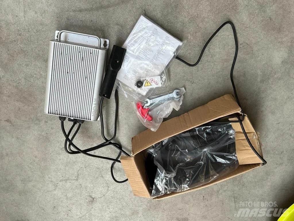  Ryobi RM480E Vrtni traktor kosilnice