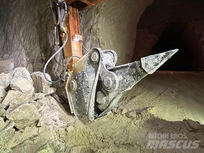 Liebherr R956HD Posebni bagri