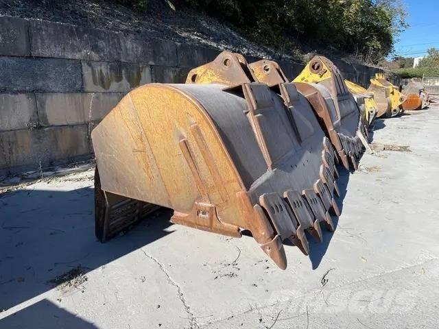 CAT 988 B Kolesni nakladalci