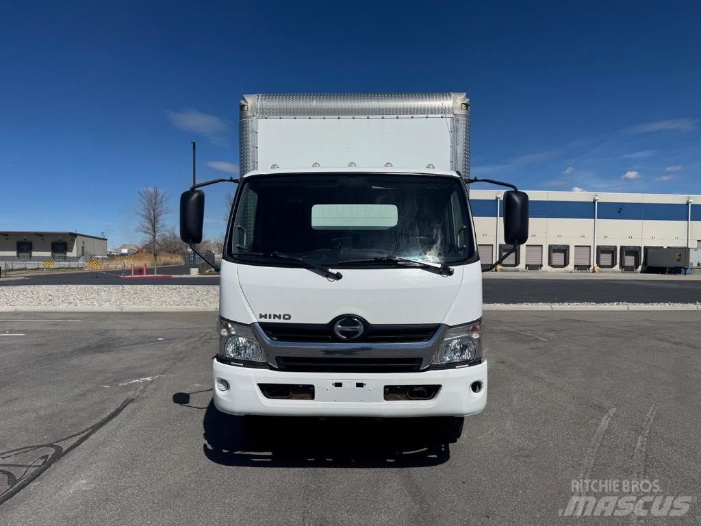 Hino 155 Dostavna vozila / kombiji