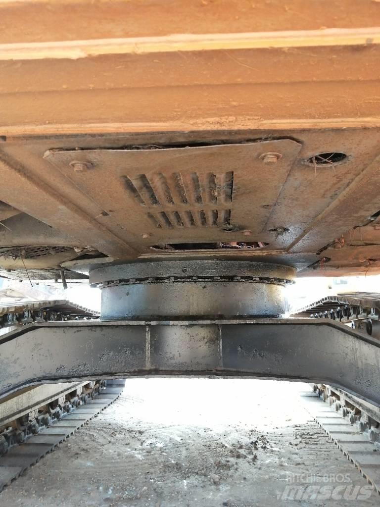 Hitachi EX 120 Bagri goseničarji